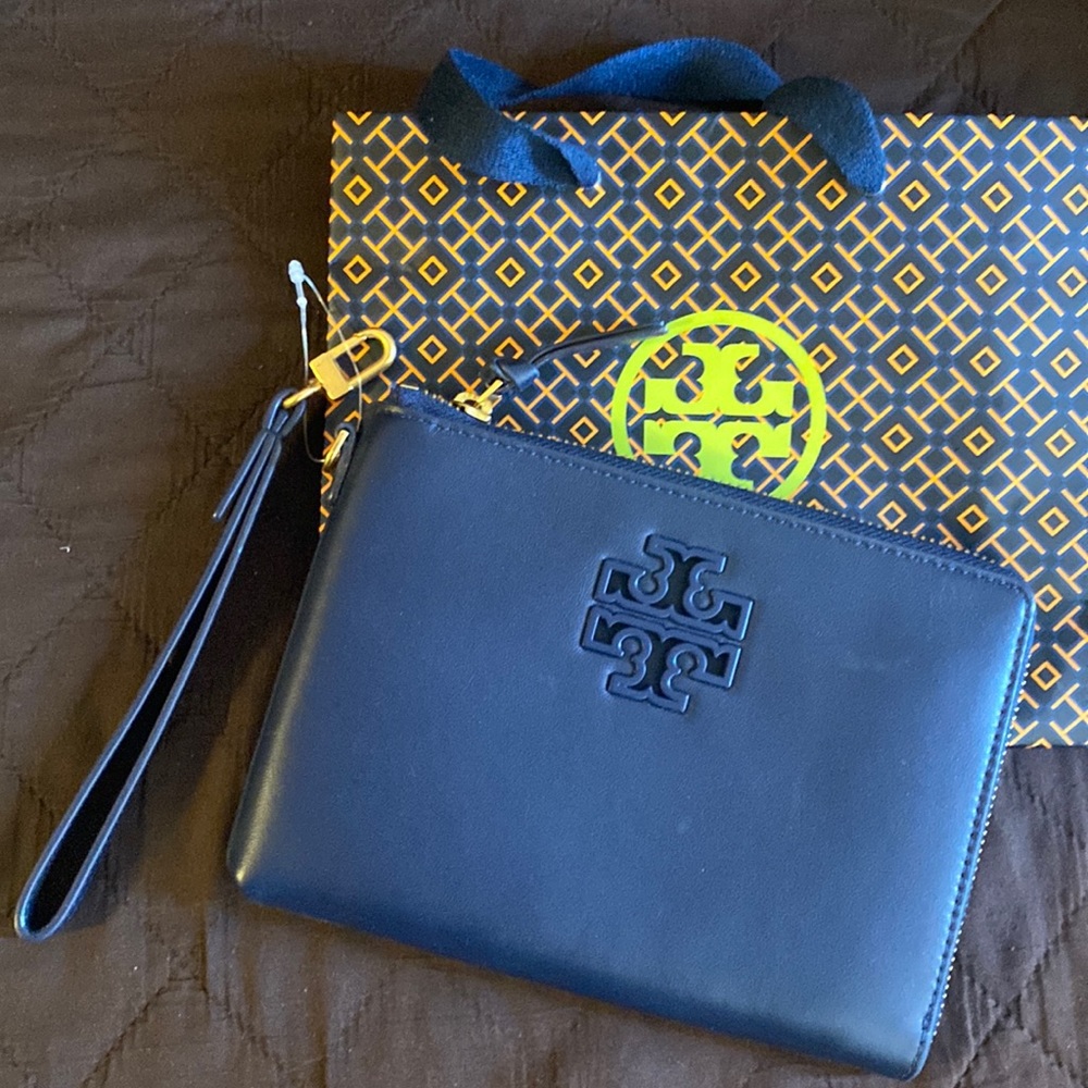 Brand new TORY Burch wristlet